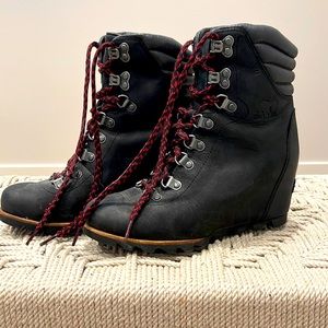 Sorel Wedge boots